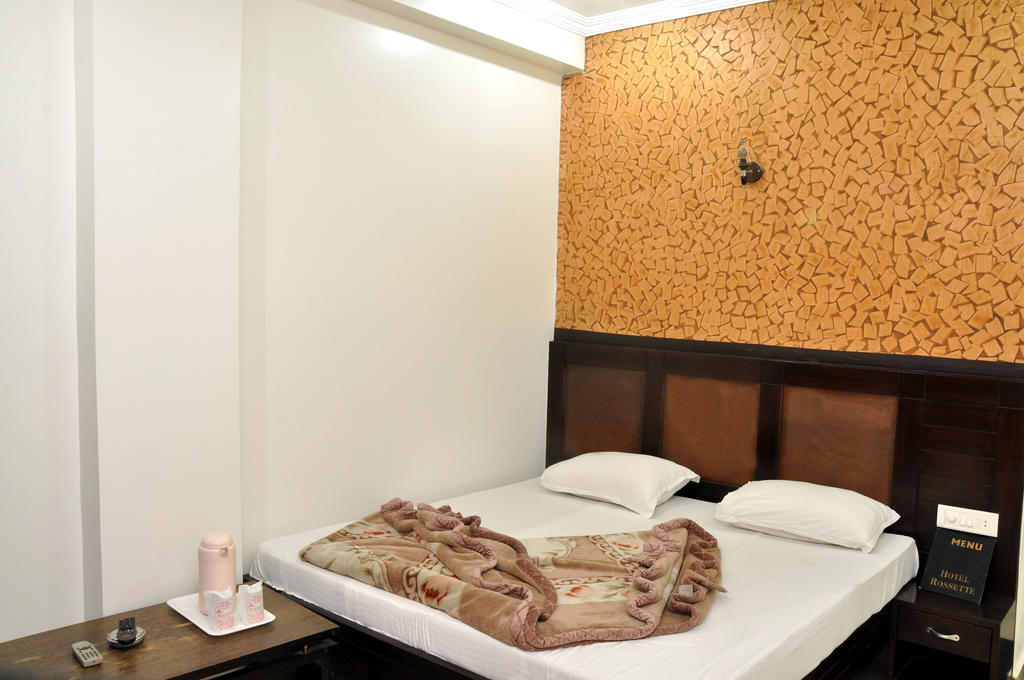 Rossette-500 Mtr From Railway Station Hotel 3*
