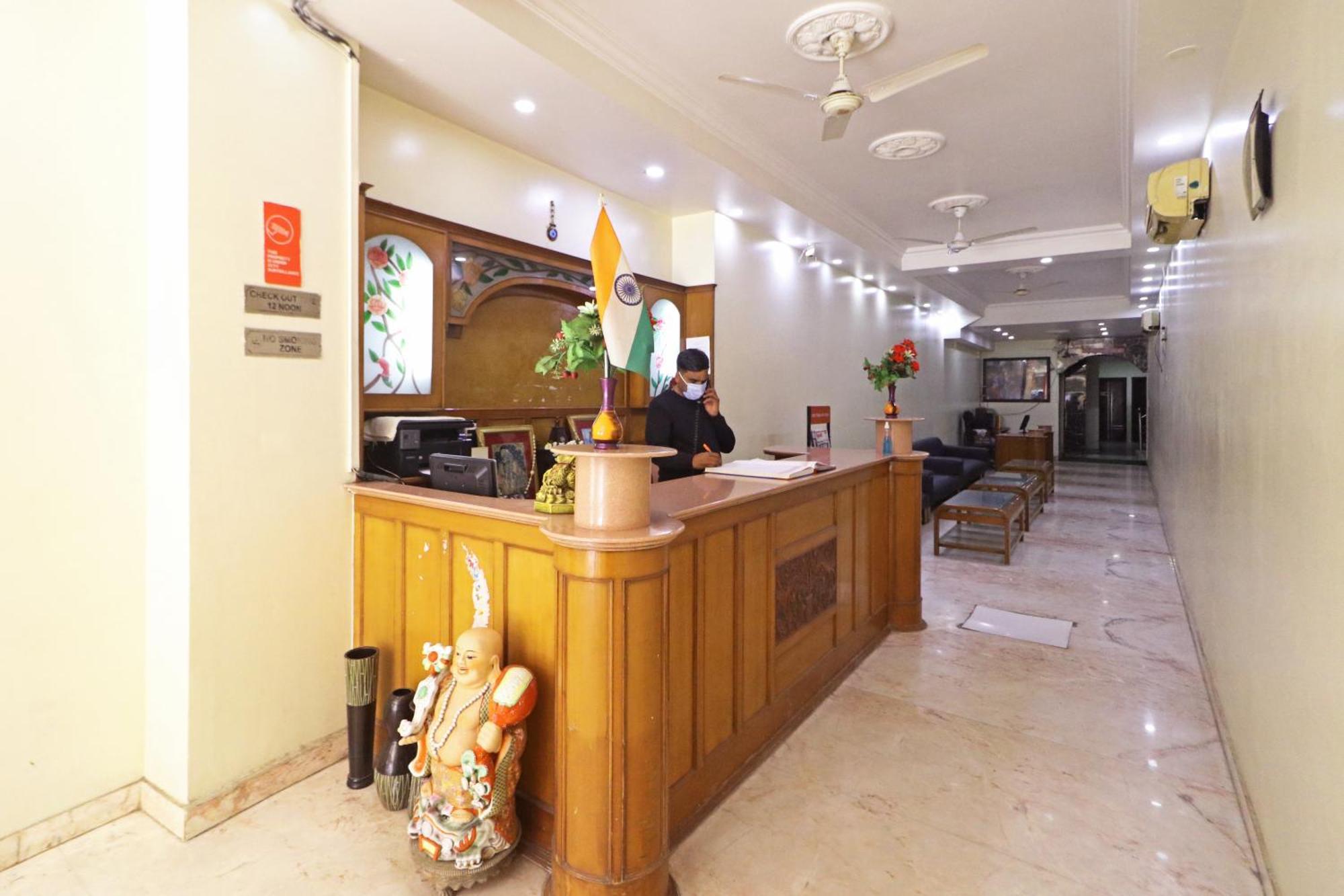 Hotel Rossette-500 Mtr From Railway Station