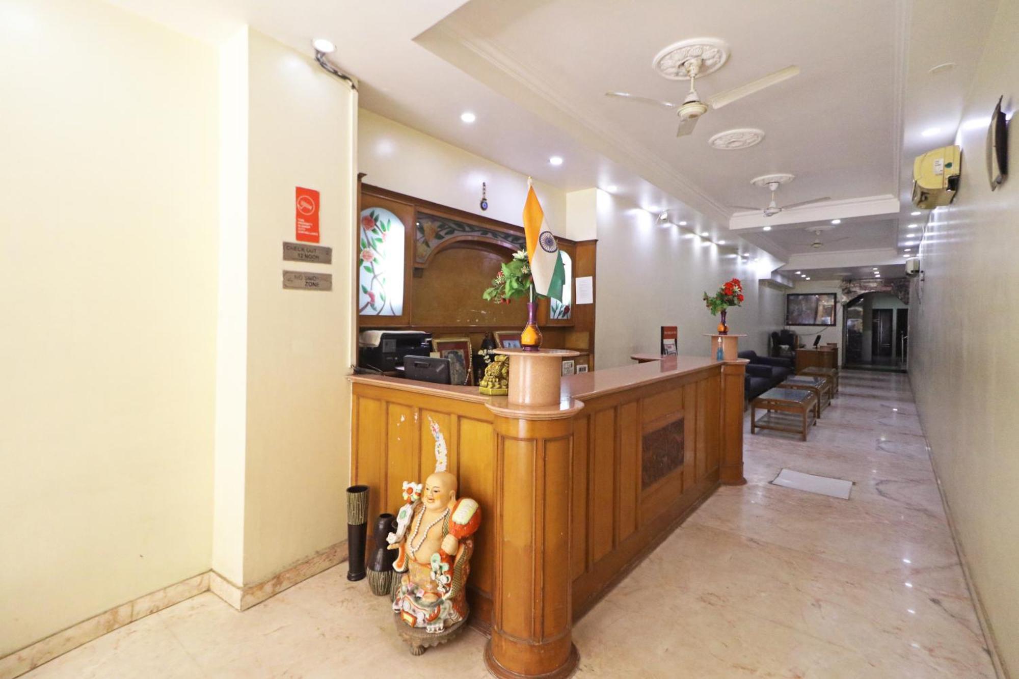 Rossette-500 Mtr From Railway Station New Delhi