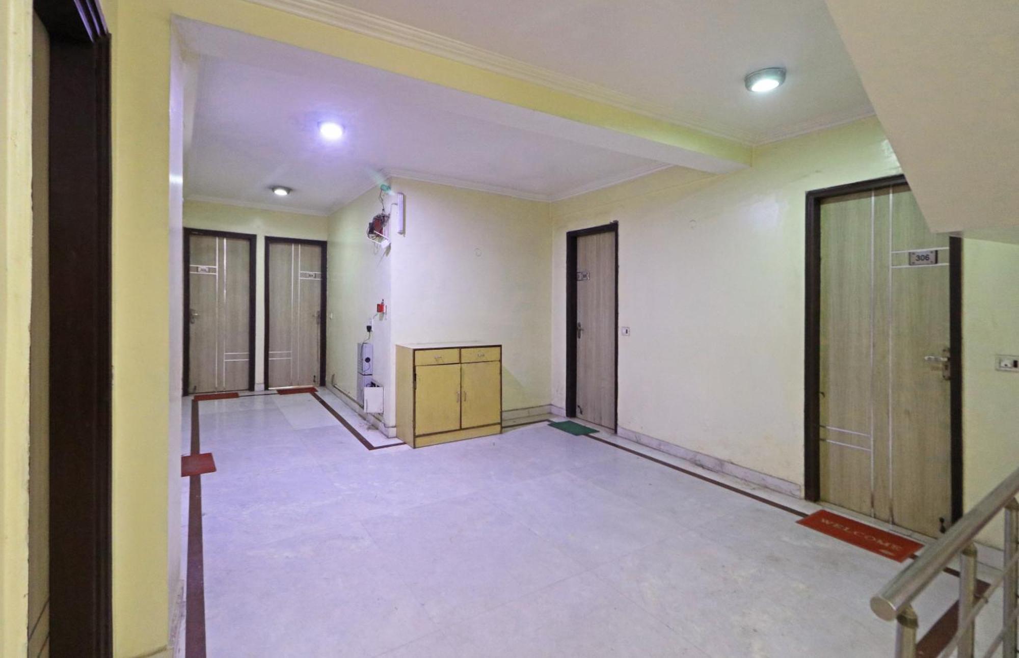 Hotel Rossette-500 Mtr From Railway Station New Delhi